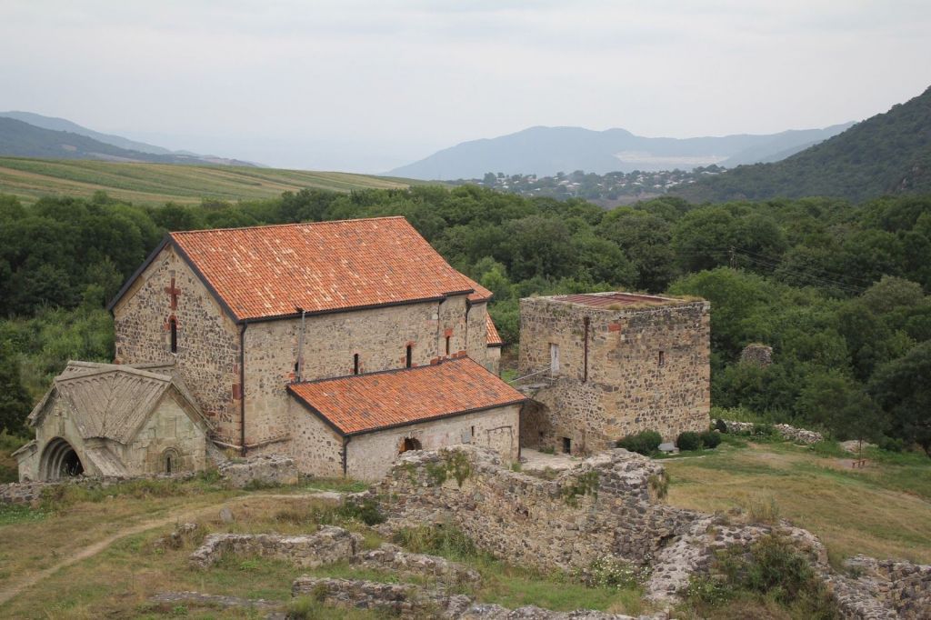 დმანისი (ზეზვა და მზია) ცურტავი, ქვეში, საკირე, ჭაპალა