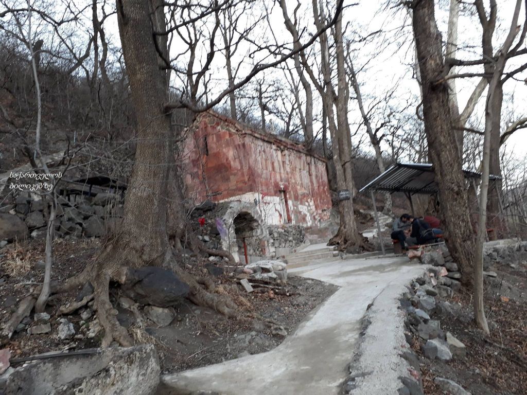 დმანისი (ზეზვა და მზია) ცურტავი, ქვეში, საკირე, ჭაპალა