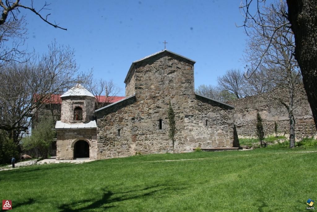 ზედაზენი, შიომღვიმე, საგურამო შემოდგომის ფერებში