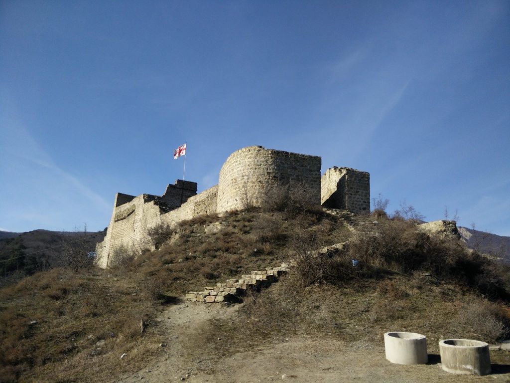 ზედაზენი, შიომღვიმე, საგურამო შემოდგომის ფერებში