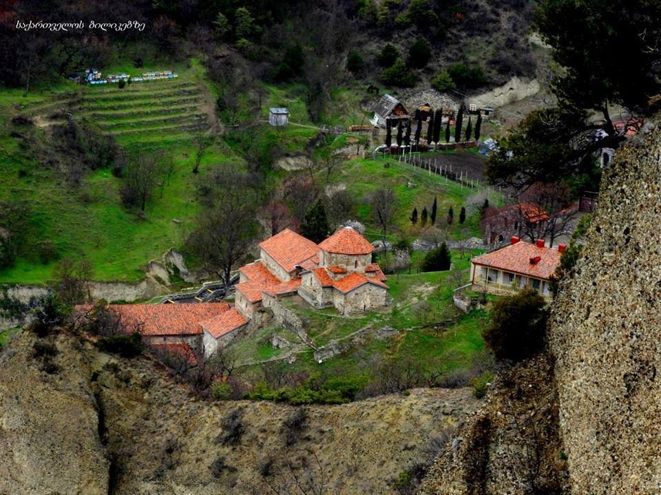 ზედაზენი, შიომღვიმე, საგურამო შემოდგომის ფერებში
