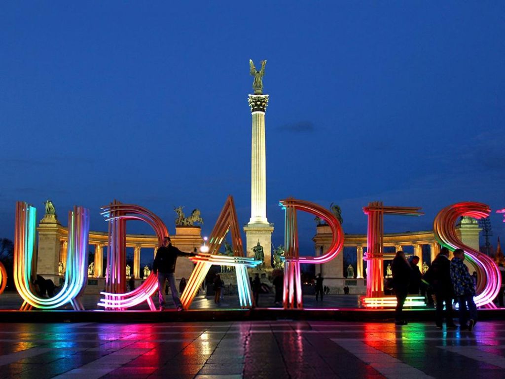 პრაღა-ვენა-ბუდაპეშტი /