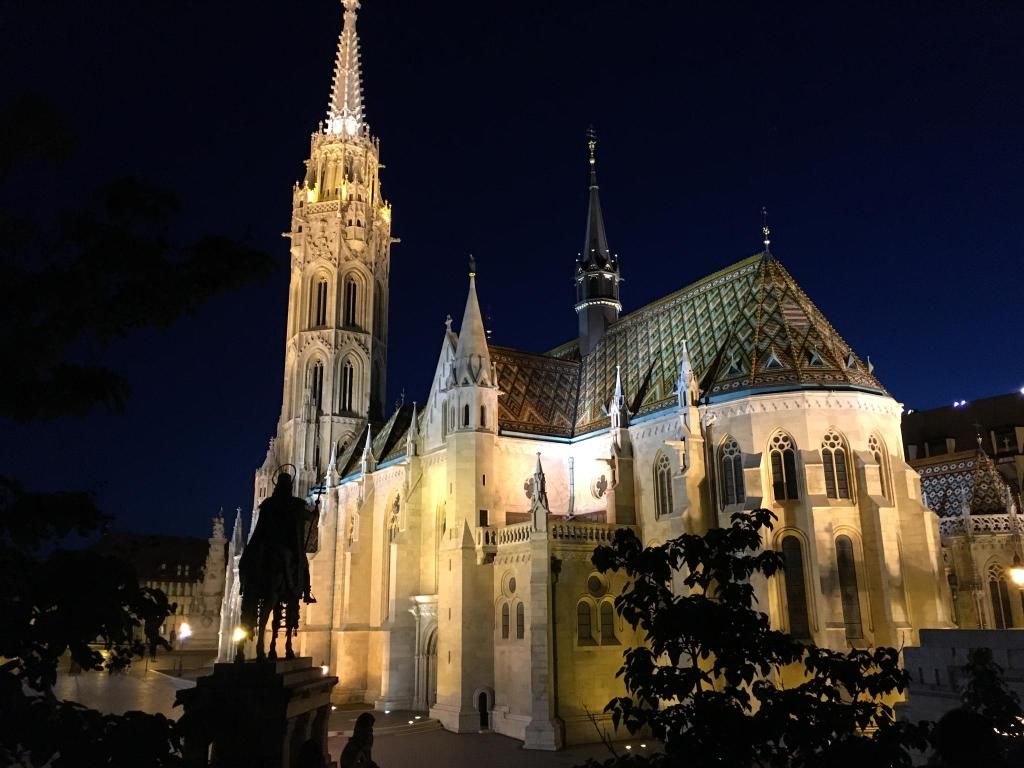 ბუდაპეშტის ჯგუფური, წინასაშობაო ულამაზესი ტური :)