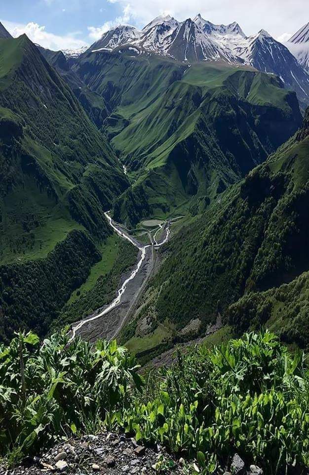 ყაზბეგი-გერგეთის სამება-გუდაური-ანანური-ჟინვალი..