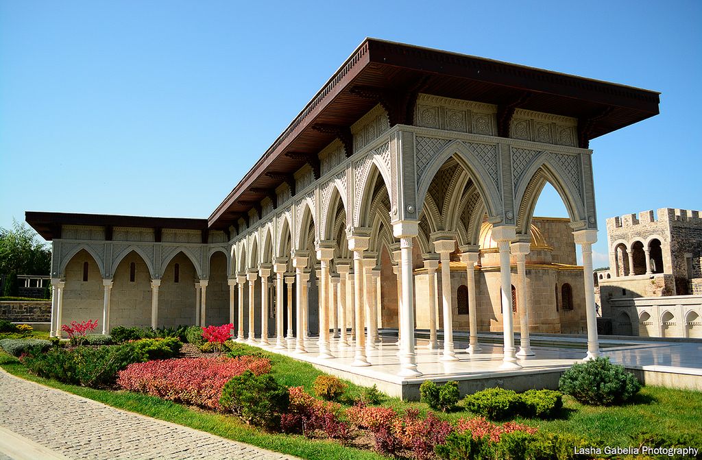 ერთდღიანი ტური: რაბათის ციხე, მწვანე მონასტერი, ბორჯომის პარკი