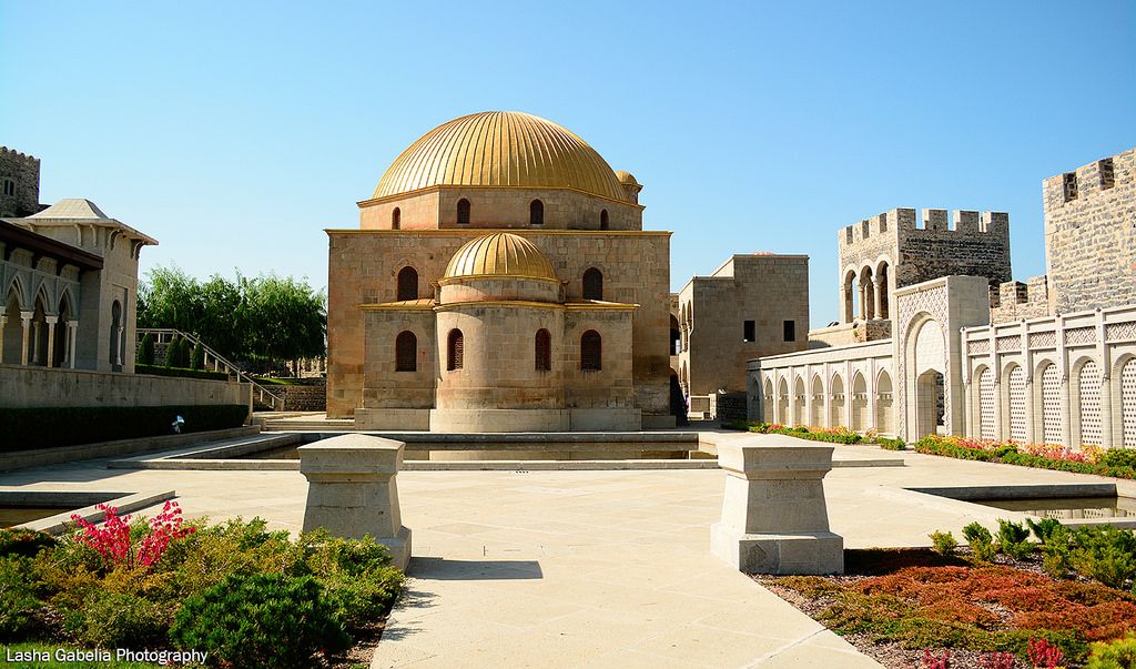 ერთდღიანი ტური: რაბათის ციხე, მწვანე მონასტერი, ბორჯომის პარკი