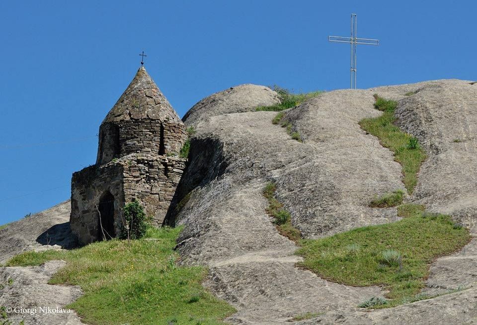 უფლისციხე, ქვახვრელი, ნადარბაზევის ტბა, ატენი