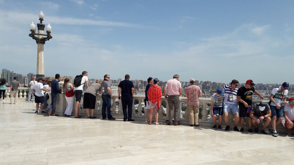 ბაქოს ტური * სასტუმროს მომსახურებით !