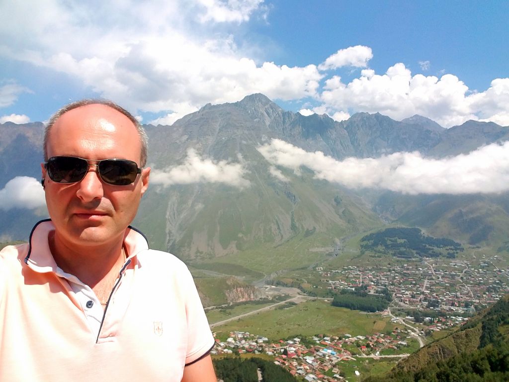 Тур в Казбеги