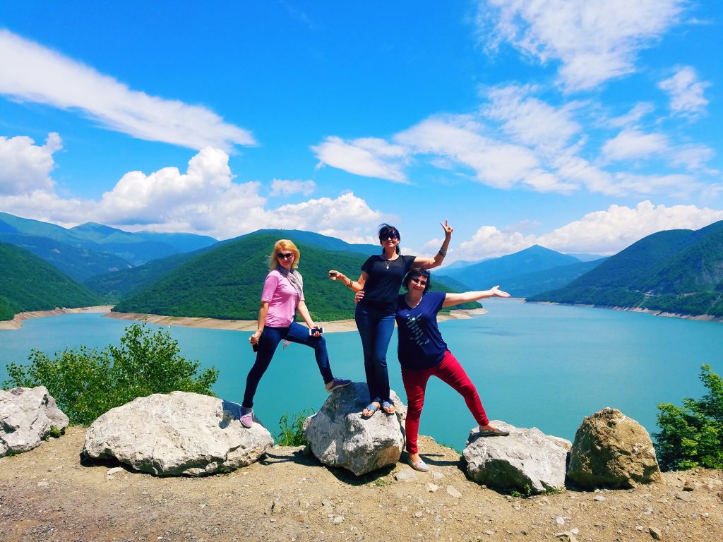 Тур в Казбеги