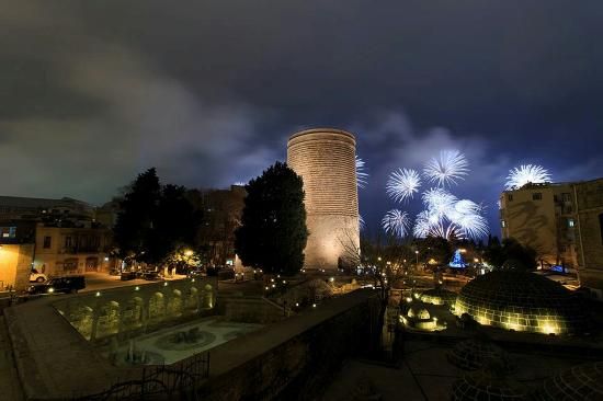 შეხვდი ახალ წელს გამოცდილ კომპანიასთან ერთად! 