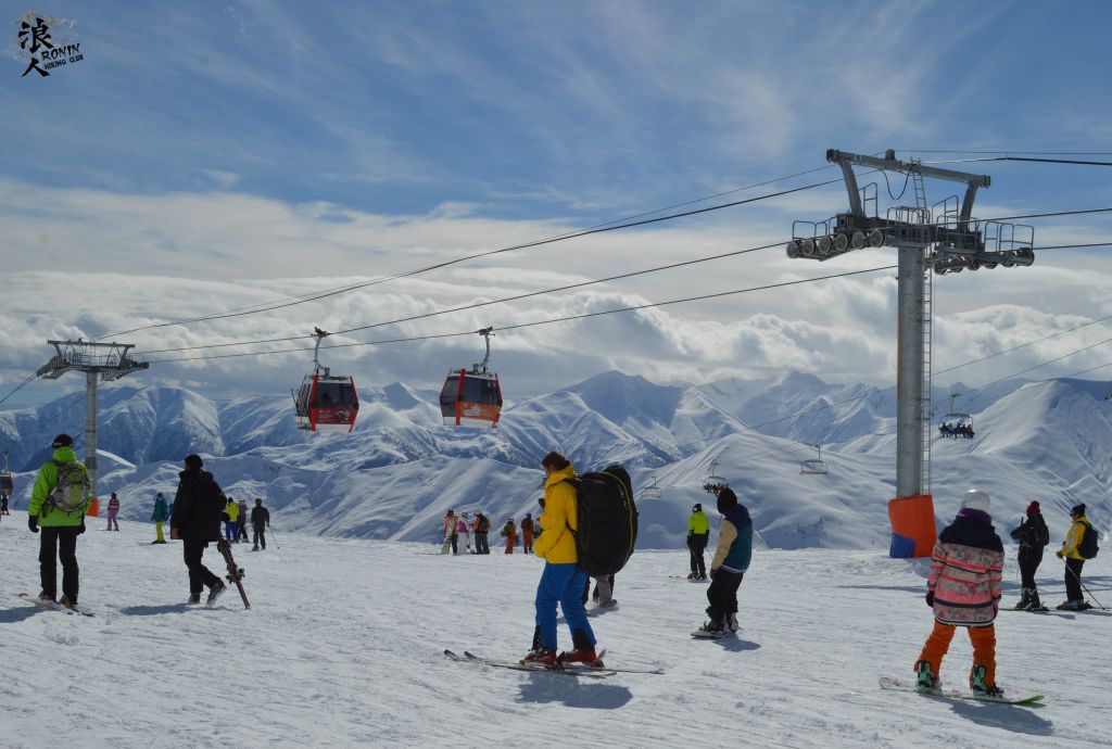 გუდაური დეკემბერს