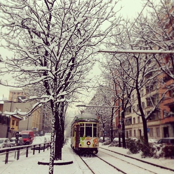 მილანი ორ პერსონაზე ჯამში -