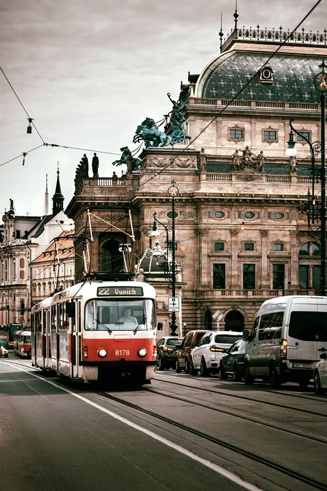 ძველით ახალი წელი პრაღაში! სრული  დღიანი საგზურის ღირებულება !