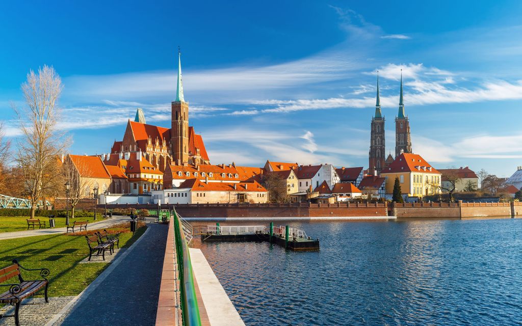 პოლონეთის ორი ულამაზესი ქალაქი და დაუჯერებელი ფასი სრულ ტურისტულ პაკეტზე