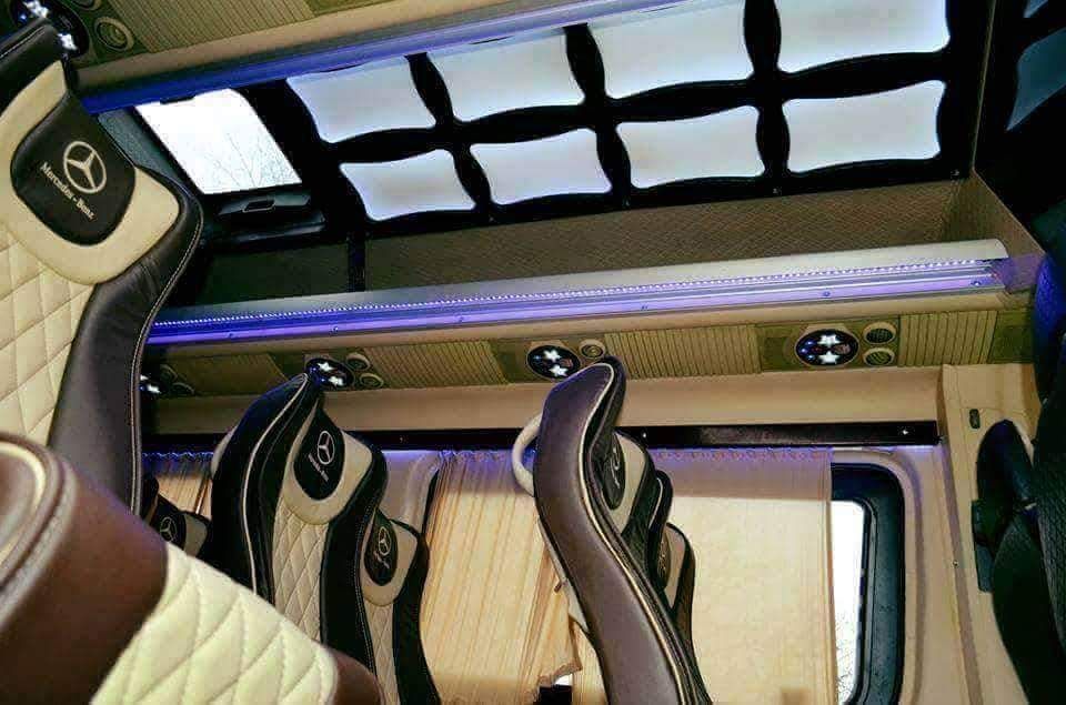 ქირავდება მიკროავტობუსი