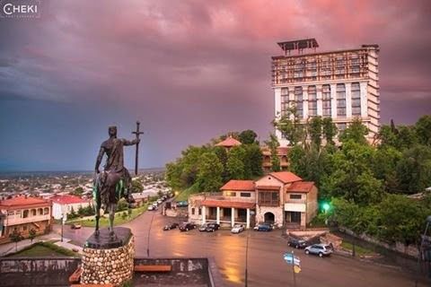 ტური კახეთში : ღვინის დაყენება წლისაა, კახეთი ღვინის სამშობლოა !