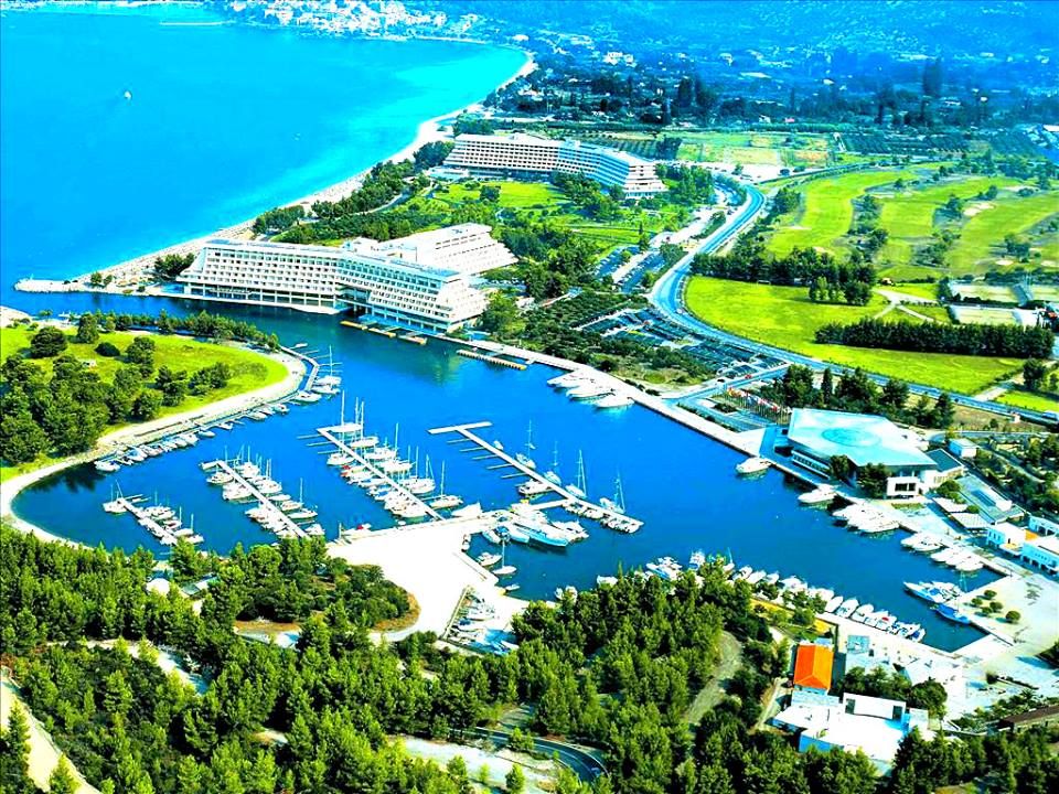 იშვიათი სეზონური საჩუქარი ვისაც სურს ბერძნულ სტილში დასვენება