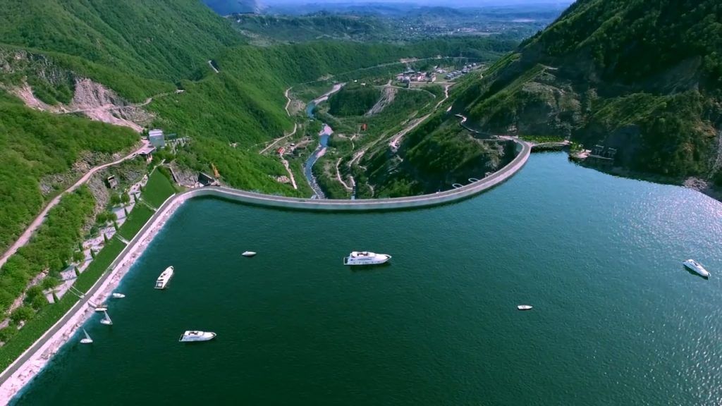 სვანეთის დღიანი ტური თებერვალს