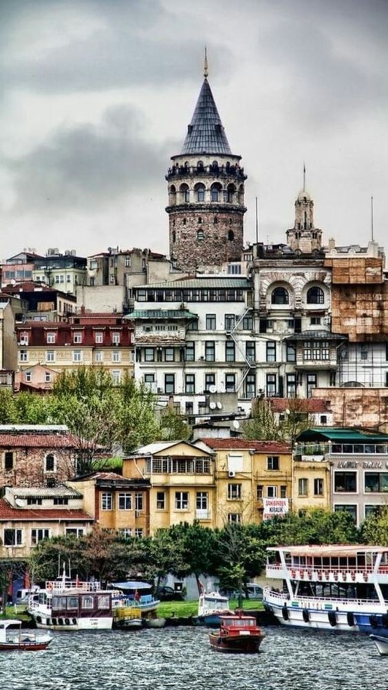 ტიტების ფესტივალი სტამბულში