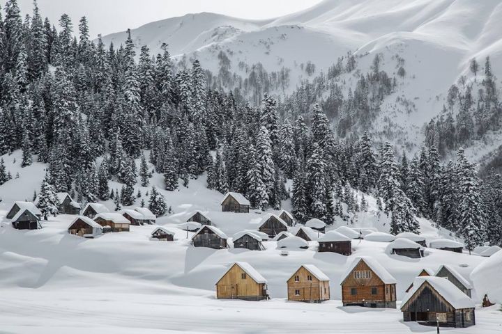 ტური: თოვლიანი ბახმარო