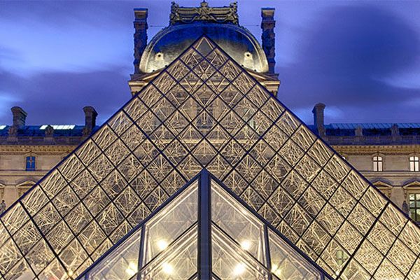 პარიზი გელოდება შენ --->