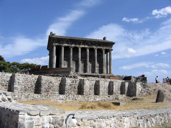 - მარტი. ორი დღე სომხეთში (სევანი, ერევანი)