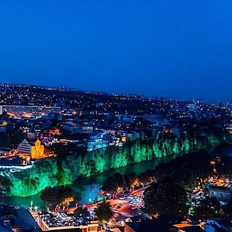 რამ რაც აუცილებლად უნდა ნახოთ თბილისში