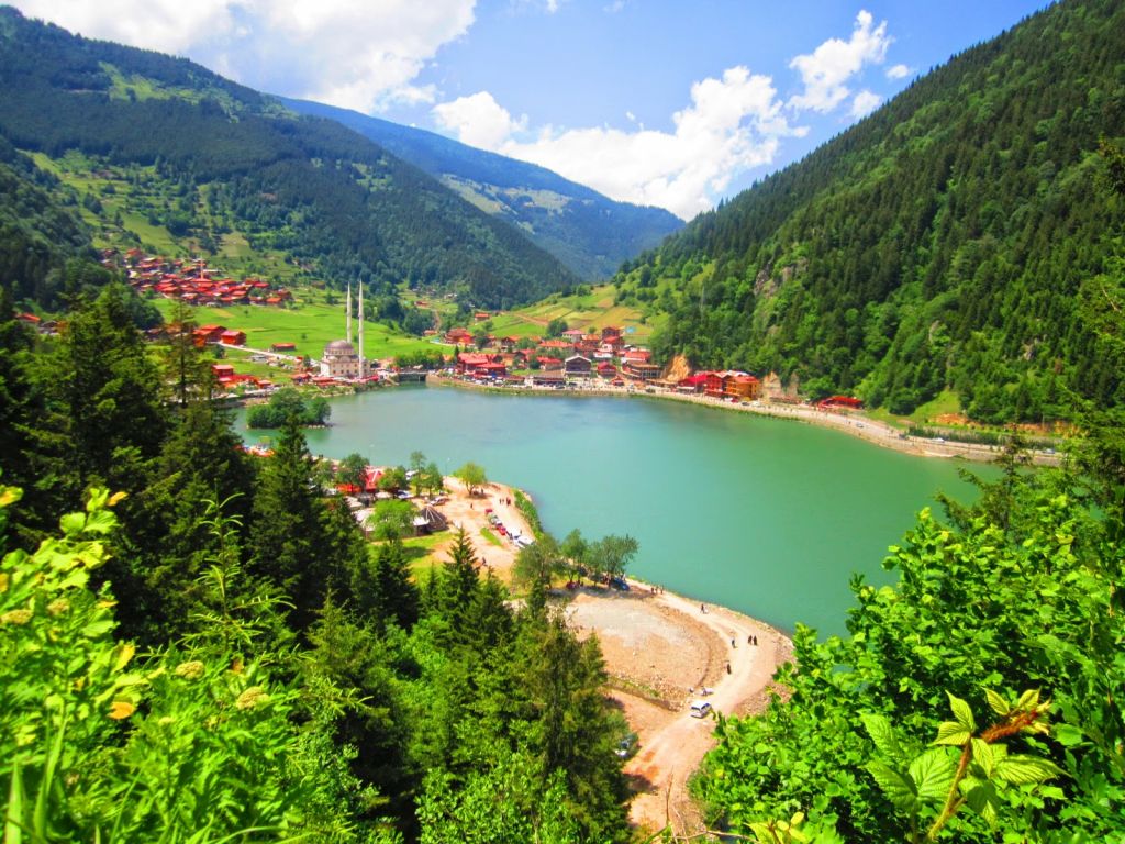 დაუვიწყარი ტური უზუნგოლის ტბაზე