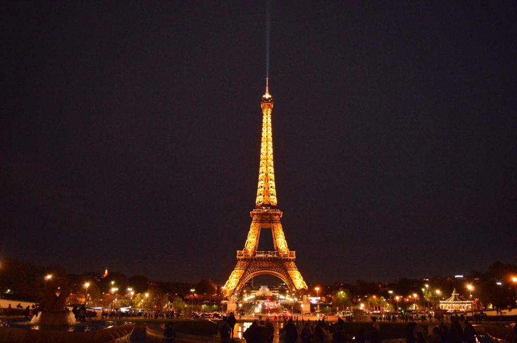 პარიზი - ივლისი