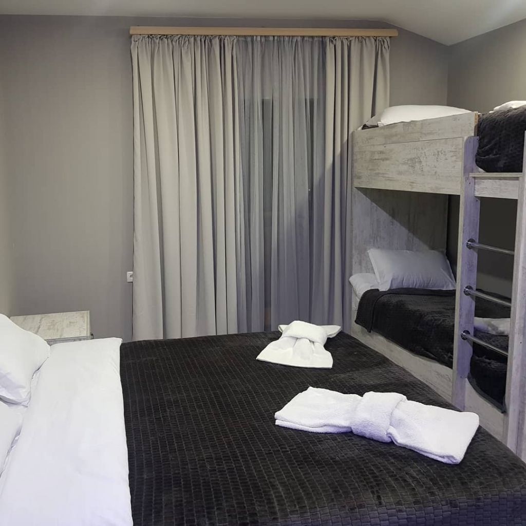 ქირავდება კოტეჯი