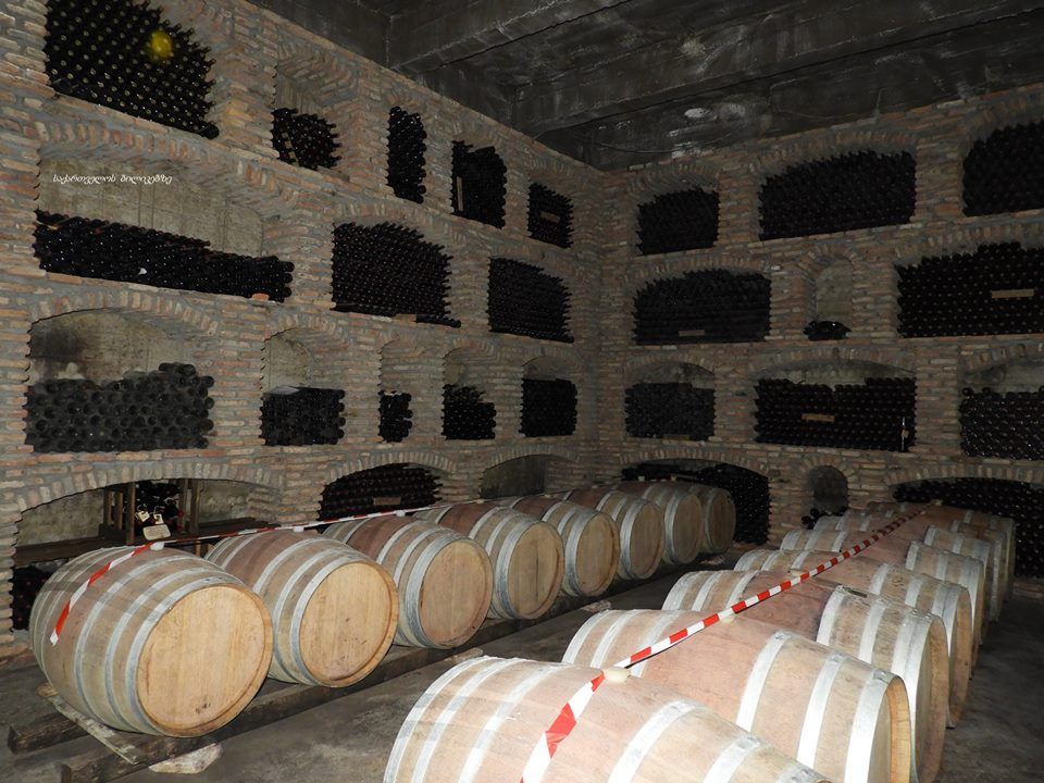 ქინძმარაული, შიოს მარანი, ილიას ტბა, ნეკრესი და ა.შ.