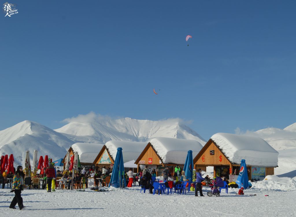 გუდაური და მარტს