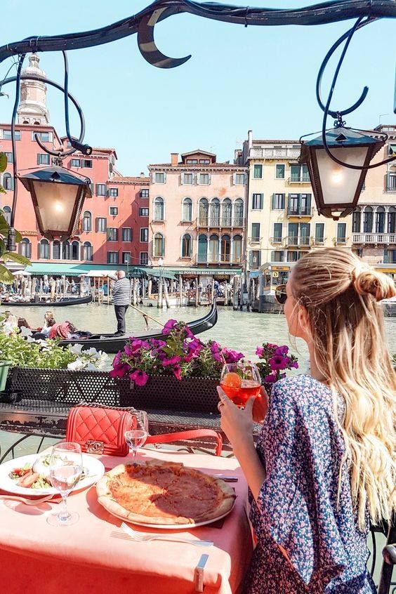 რომი / ფლორენცია / მონტეკატინი-ტერმე / ბოლონია / ვენეცია / რიმინი / სან მარინო