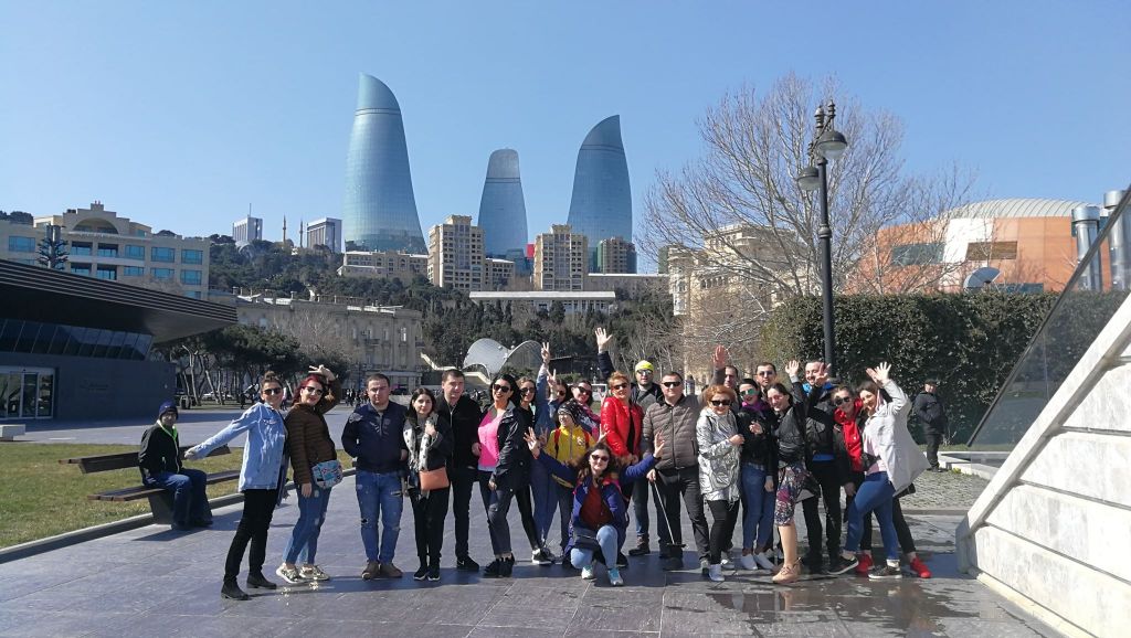 ტური ბაქოში! დასვენება ქალაქის დათვალიერებასთან ერთად