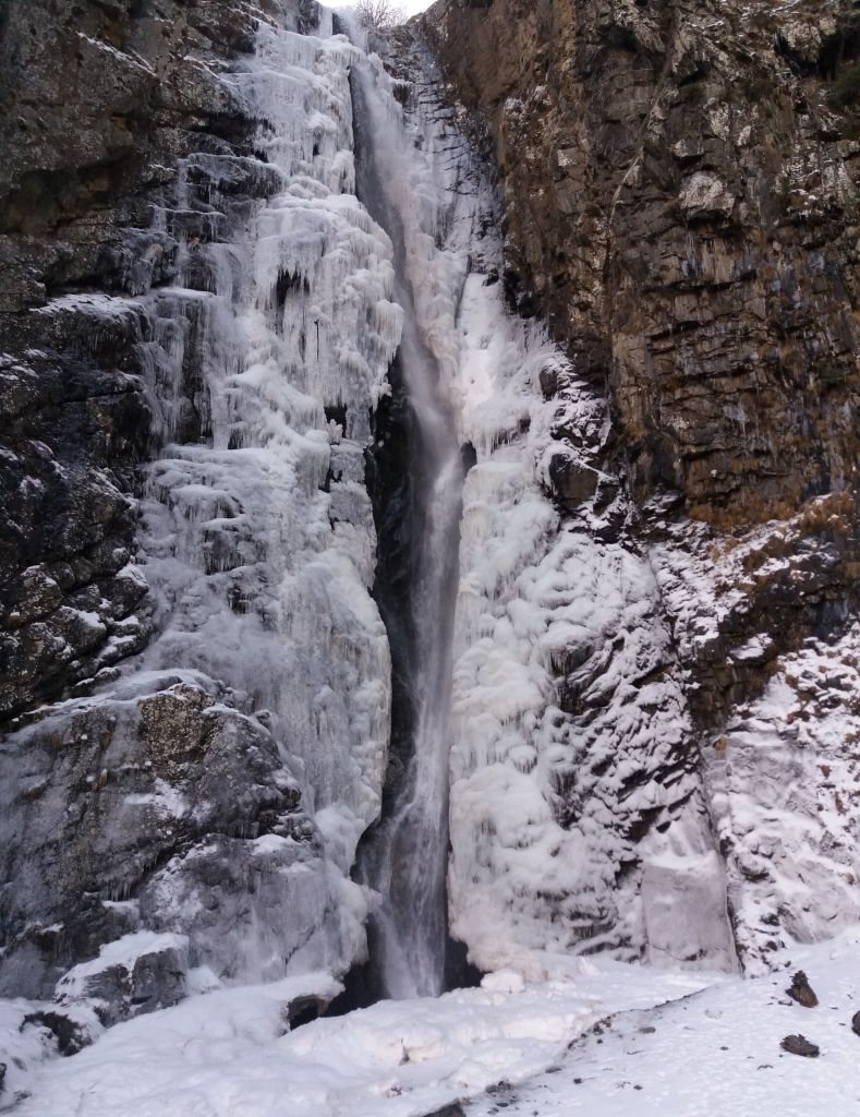 ერთდღიანი ჯიპ-ტური ყაზბეგში! (გერგეტი+დარიალი)
