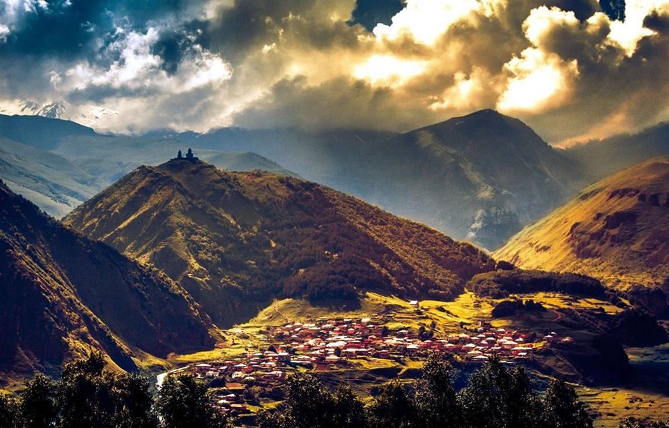 ყაზბეგი, გერგეთი, გუდაური, დარიალის ხეობა, ანანური, ზედაზენი...