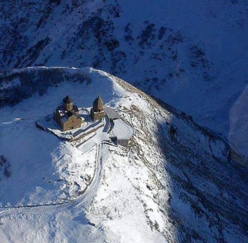 ერთდღიანი ჯიპ-ტური ყაზბეგში! გერგეტი,დარიალი.