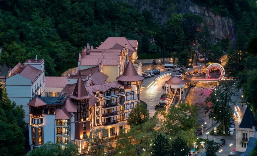 ბორჯომი-ლიკანი-მწვანე მონასტერი-რაბათი-ვარძია...ერთ დღიანი ტურო სამცხე-ჯავახეთში