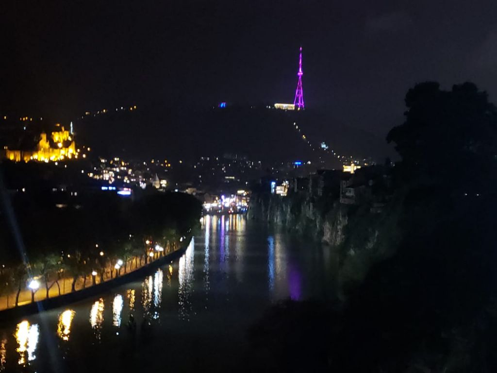 იმოგზაურე საქართველოს ნებისმიერ კუთხეში.