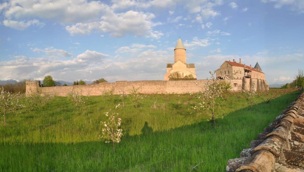 იმოგზაურე საქართველოს ნებისმიერ კუთხეში.