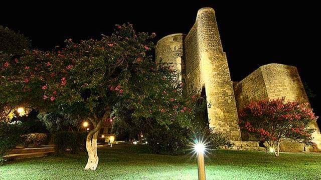 დაუვიწყარი ტური ულამაზეს ბაქოში.