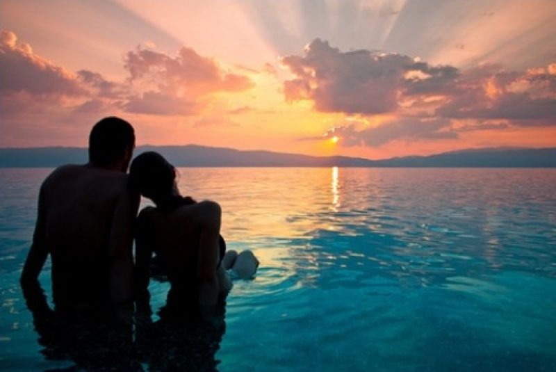 დაისვენეთ, გაირუჯეთ, გაერთეთ წითელი ზღვის სანაპიროზე ☀️