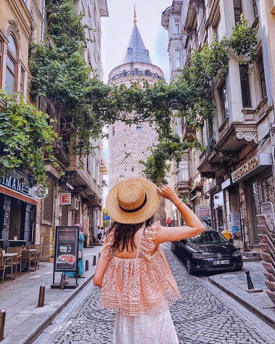 სტამბოლი - ₾