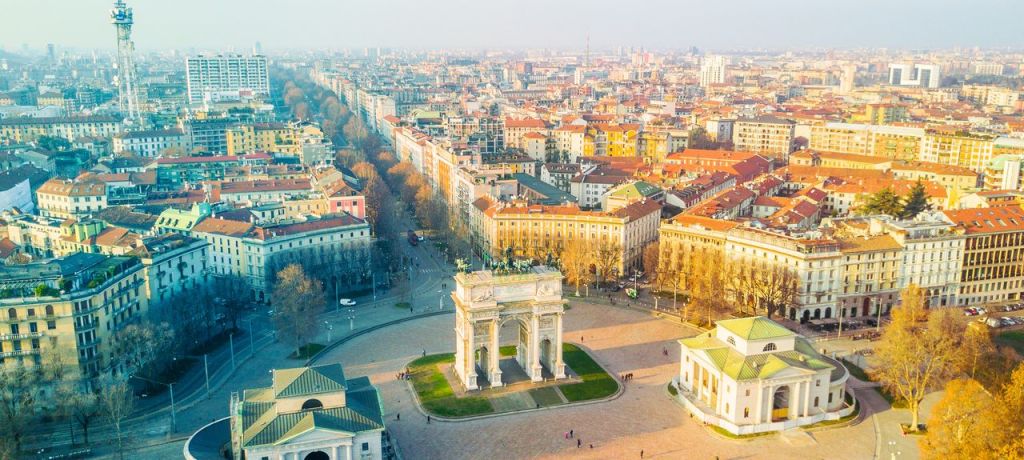 მხოლოდ დღეს მილანი -