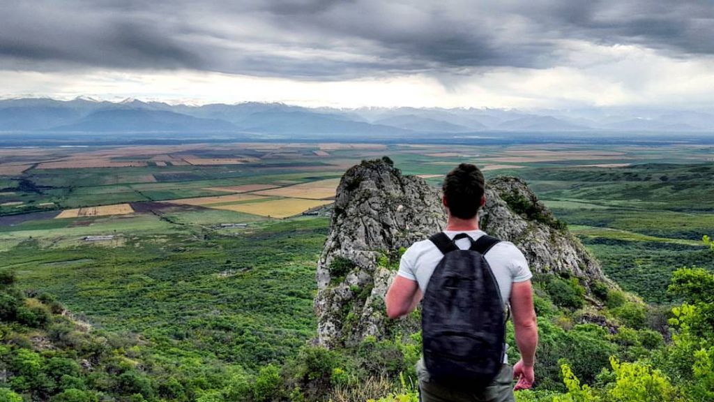 არწივის ხეობა - ხორნაბუჯის ციხე - ელიას მთა