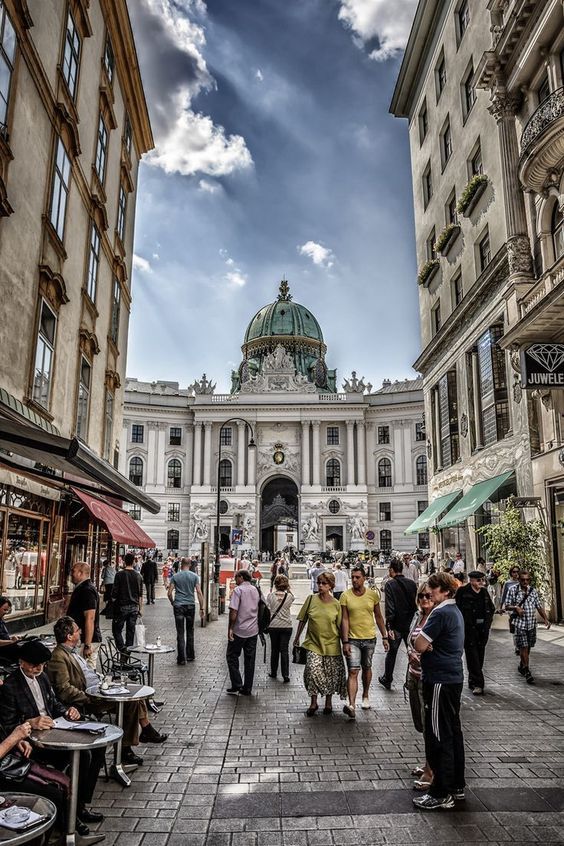 პრაღა-ვენის ტური ₾-ად