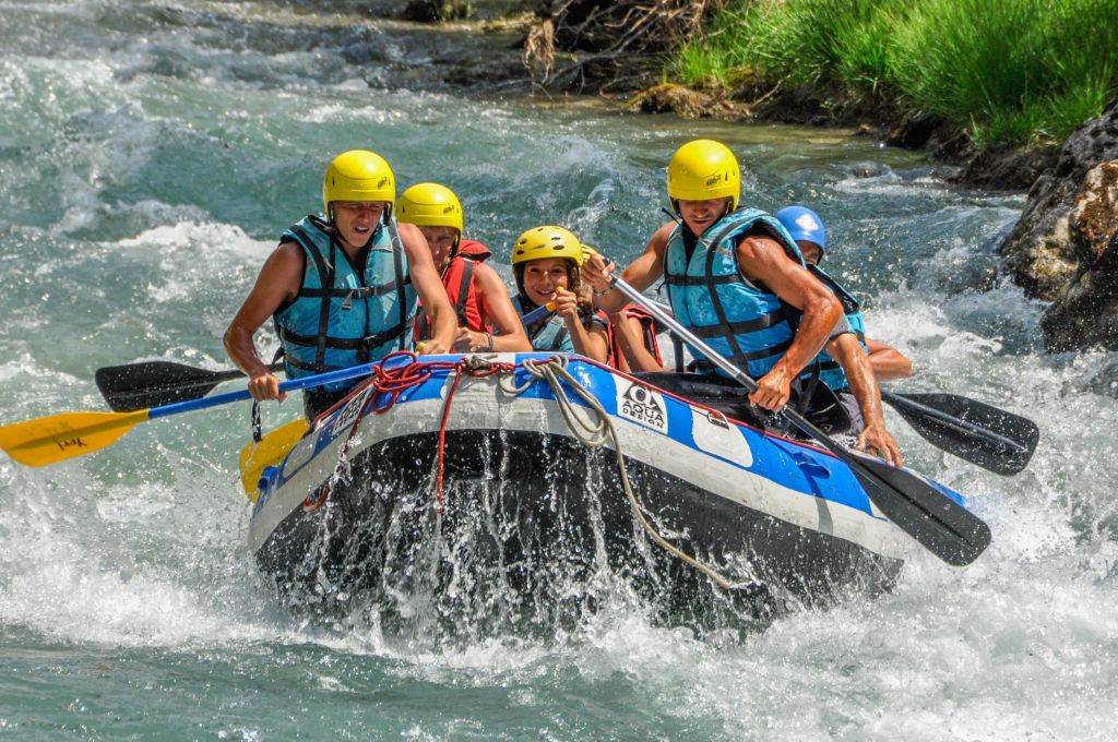 Rafting In Vardzia ,Rivar Mtkvari