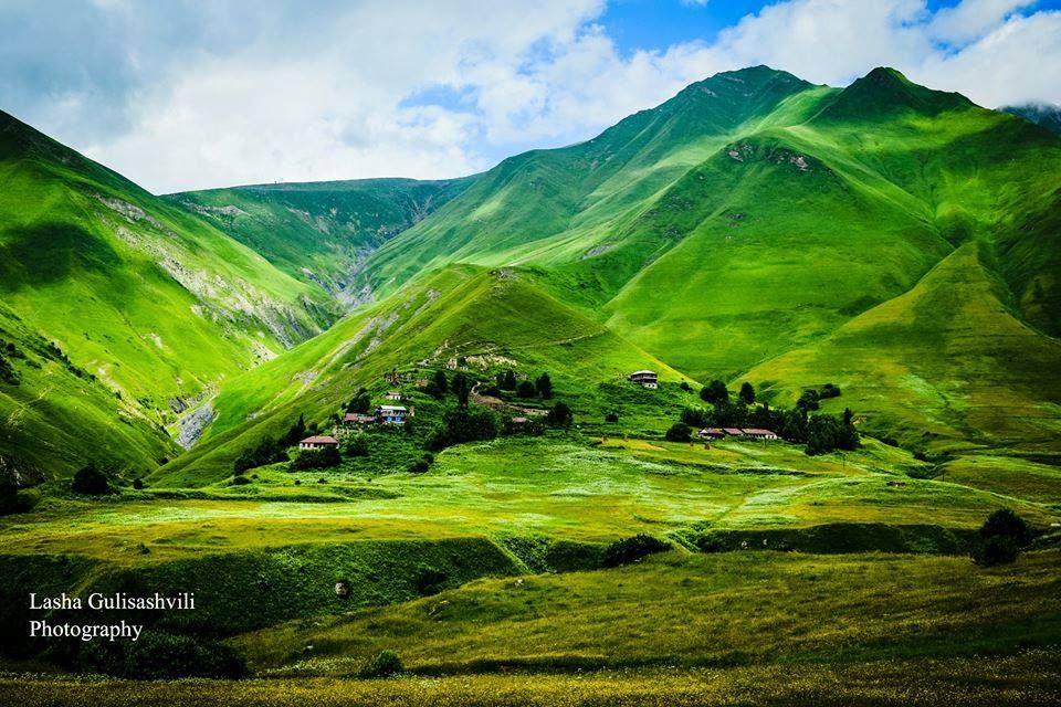 ხადას ხეობა  მაისს - ZooM