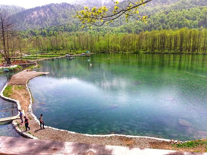 ლეჩხუმი: ცაგერი, ქულბაქის ტბები /  მაისი